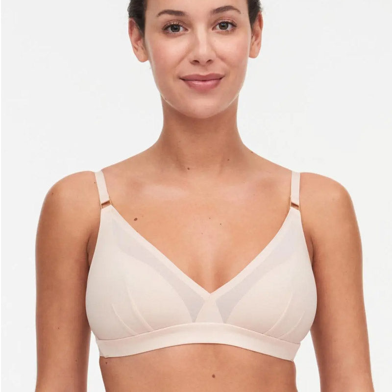 Pure Light Bralette ohne Bügel von Chantelle in golden beige - Vorderansicht